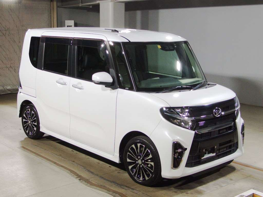 2019 Daihatsu Tanto Custom LA650S[2]