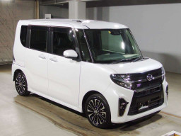 2019 Daihatsu Tanto Custom