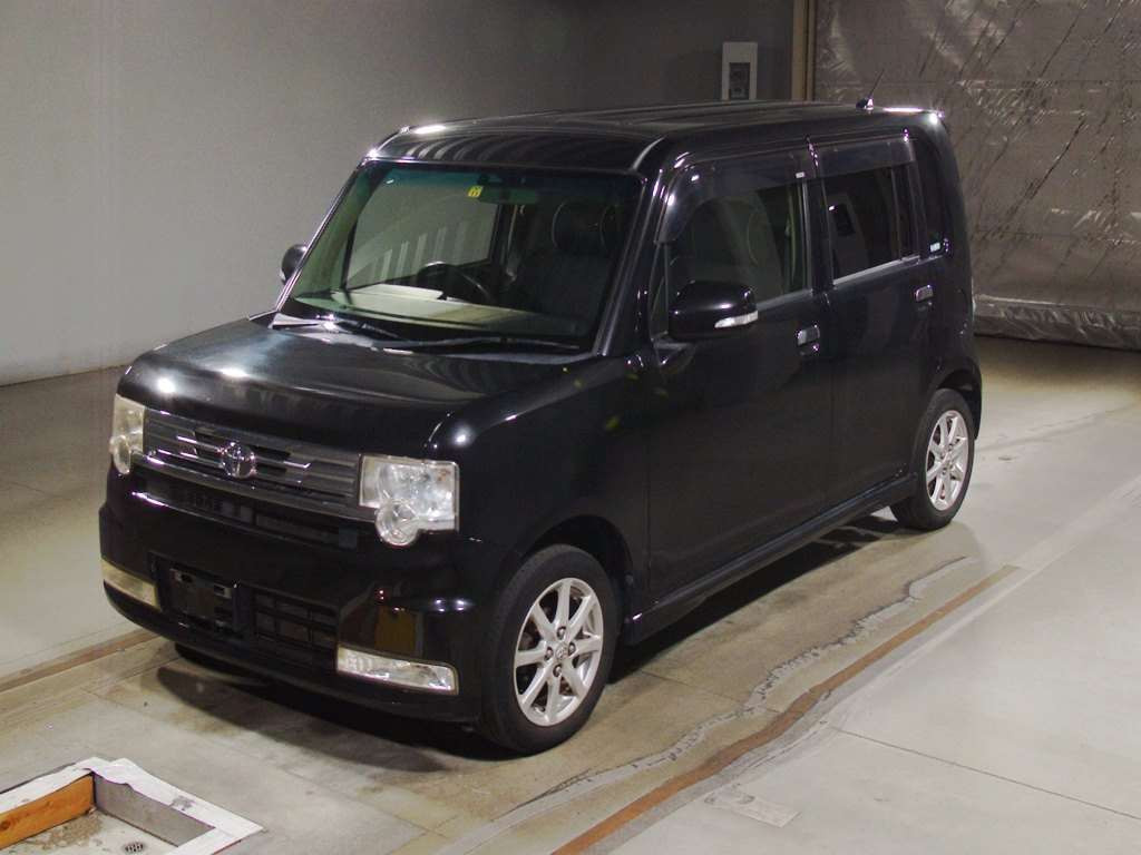 2011 Toyota Pixis Space L575A[0]