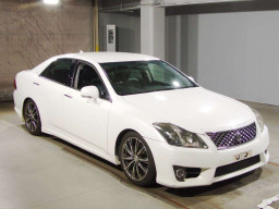 2010 Toyota Crown