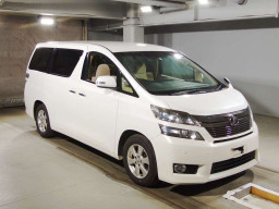 2014 Toyota Vellfire