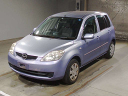 2005 Mazda Demio