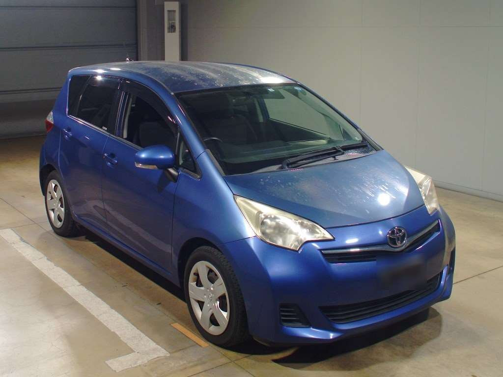 2011 Toyota Ractis NCP120[2]