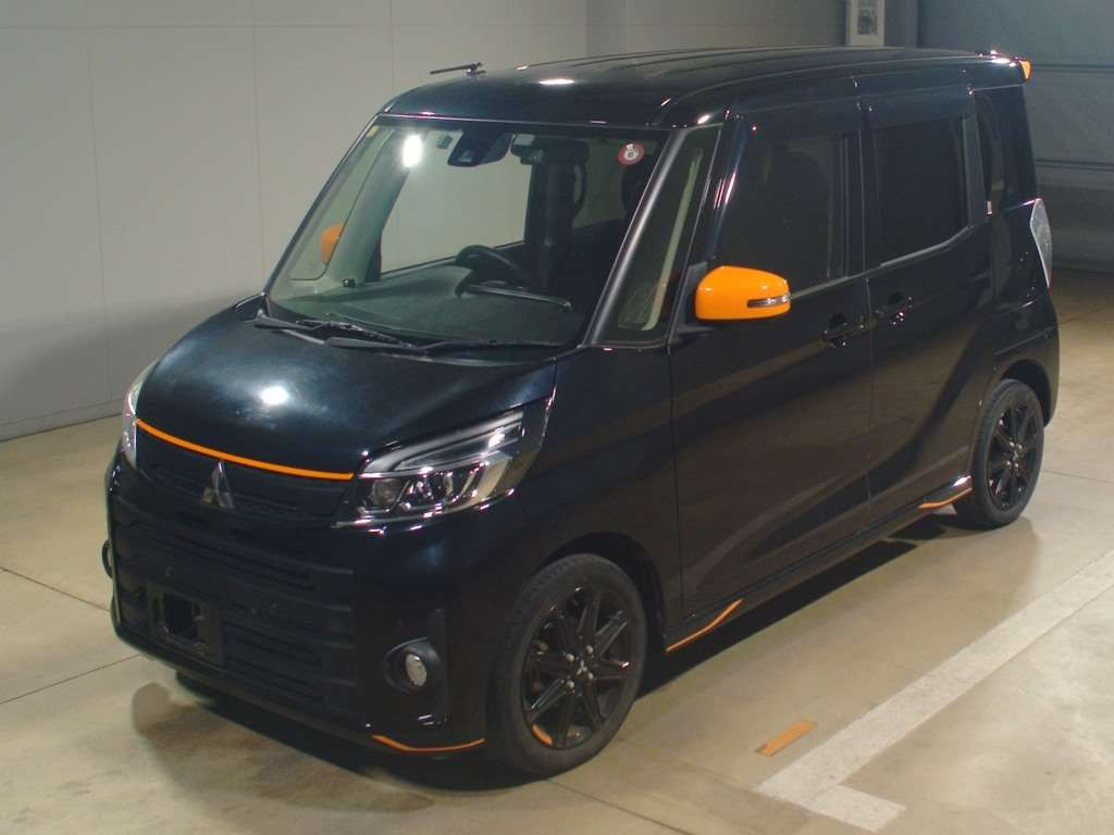 2018 Mitsubishi eK Space Custom B11A[0]