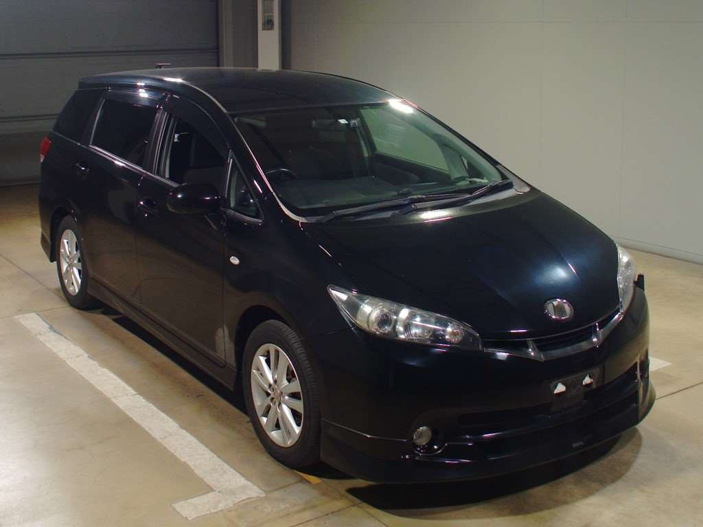 2010 Toyota Wish ZGE20W[2]