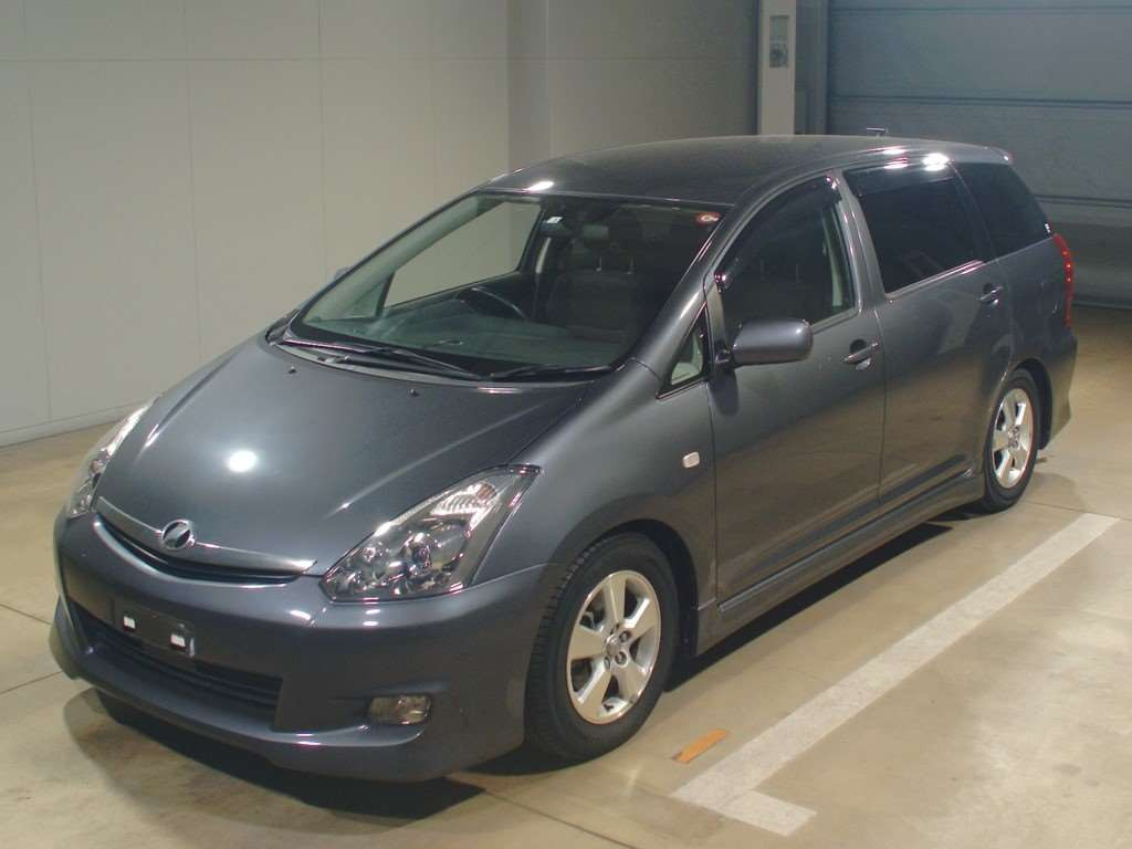 2005 Toyota Wish ZNE10G[0]