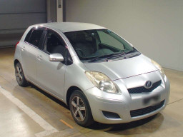 2010 Toyota Vitz