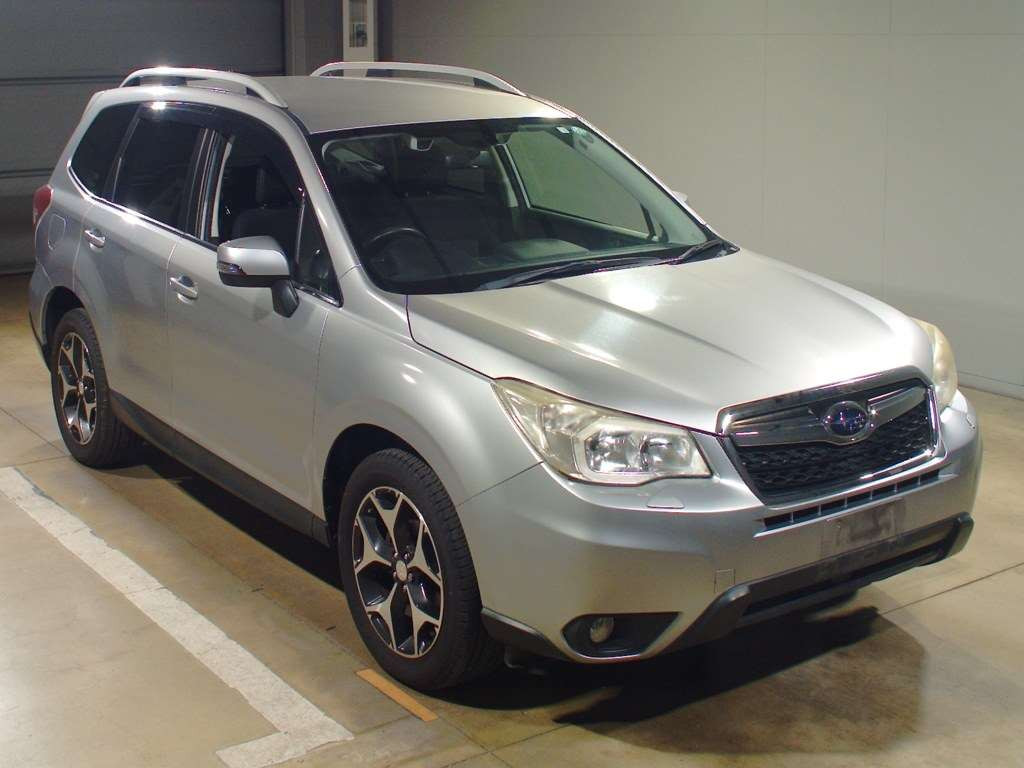 2014 Subaru Forester SJ5[2]