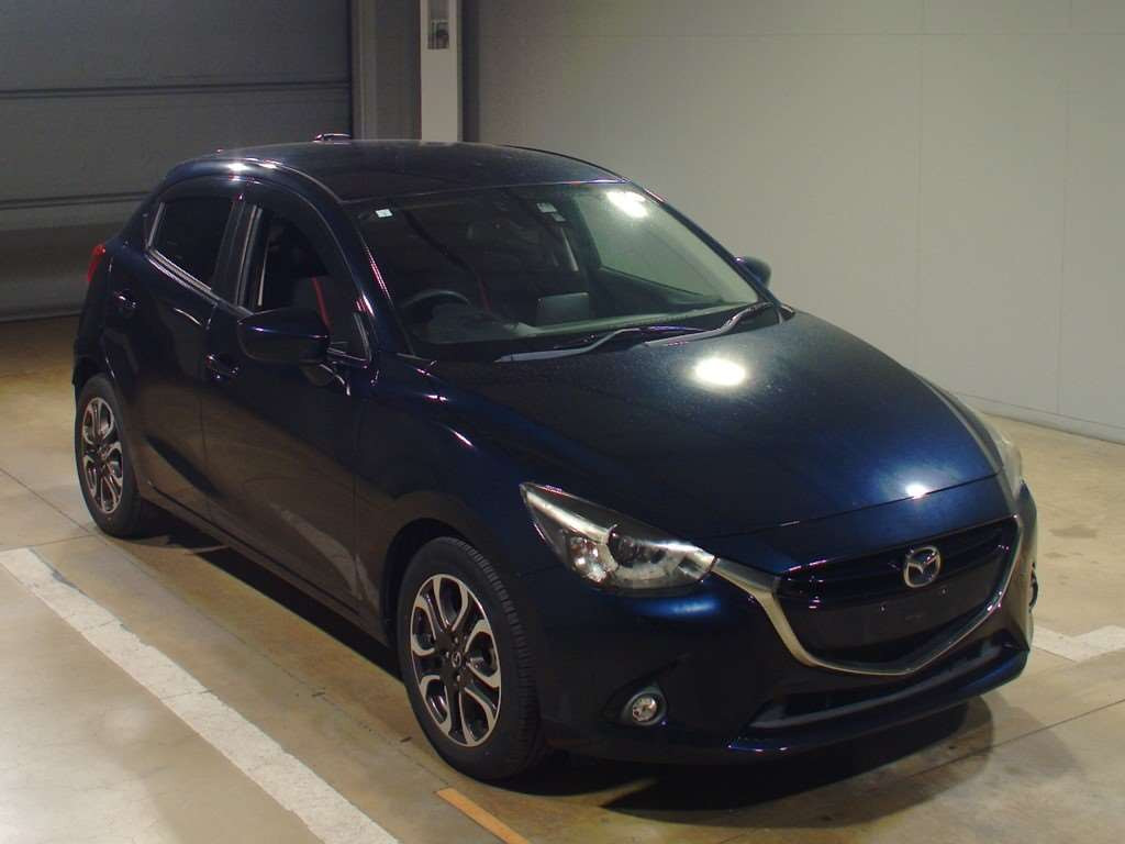 2015 Mazda Demio DJ5FS[2]