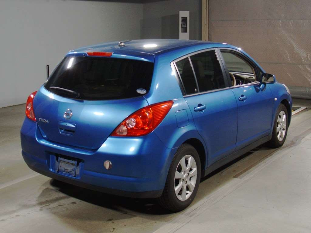 2006 Nissan Tiida C11[1]