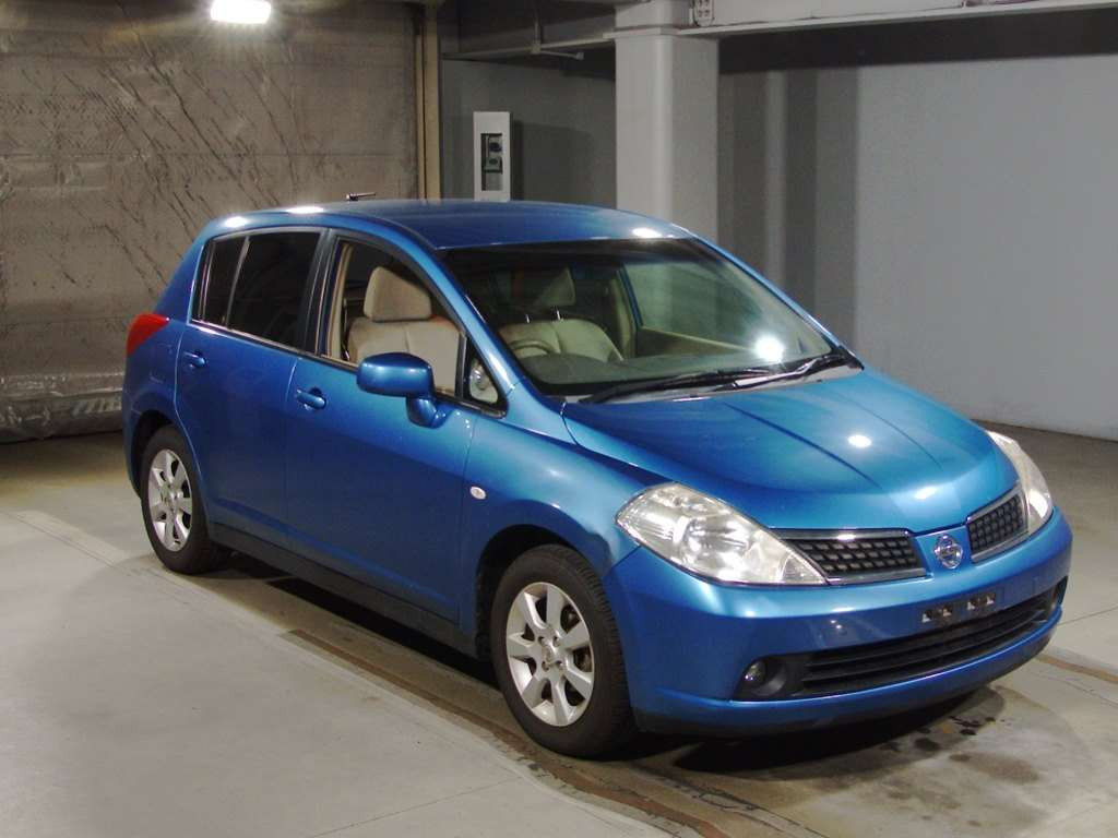 2006 Nissan Tiida C11[2]