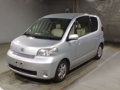 2010 Toyota Porte