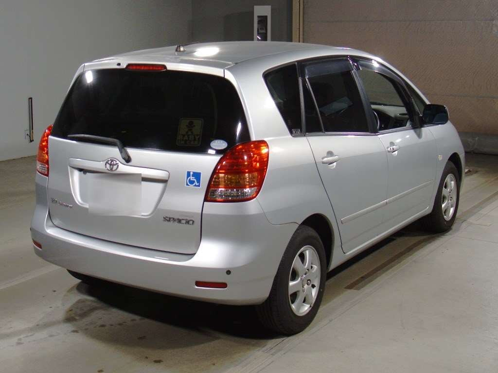 2005 Toyota Corolla Spacio ZZE122N[1]