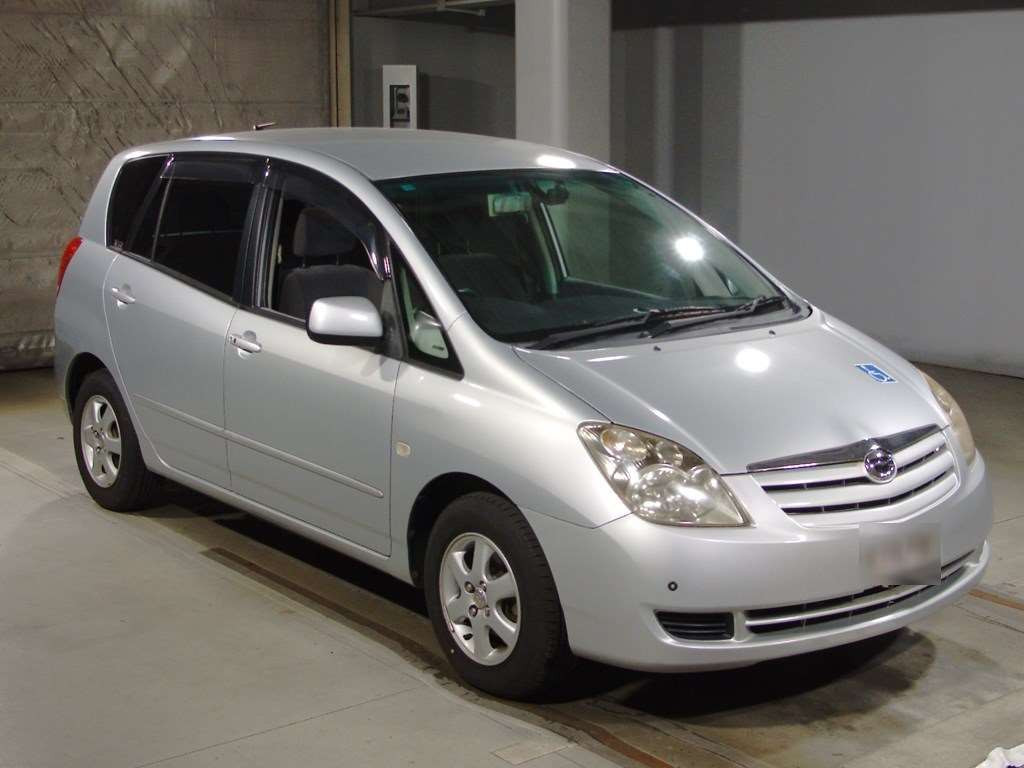 2005 Toyota Corolla Spacio ZZE122N[2]