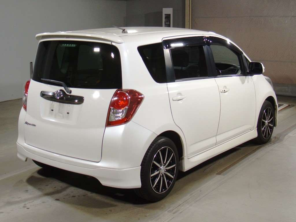 2009 Toyota Ractis NCP100[1]