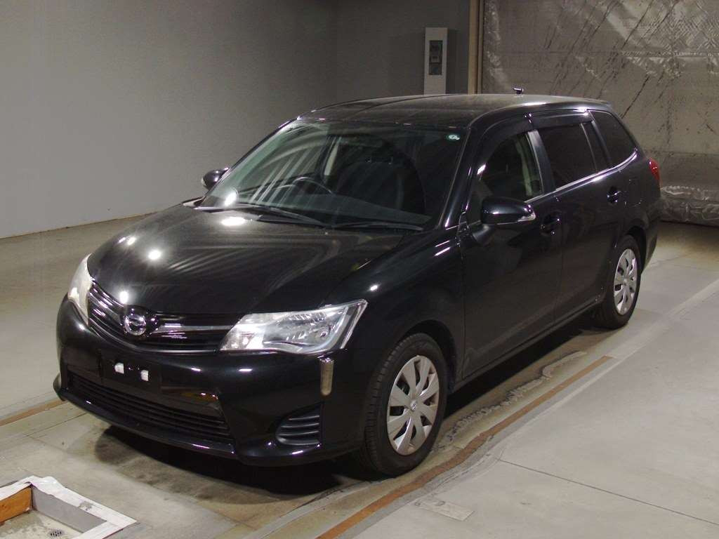 2013 Toyota Corolla Fielder NZE161G[0]