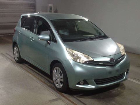 2012 Toyota Ractis NCP120[2]