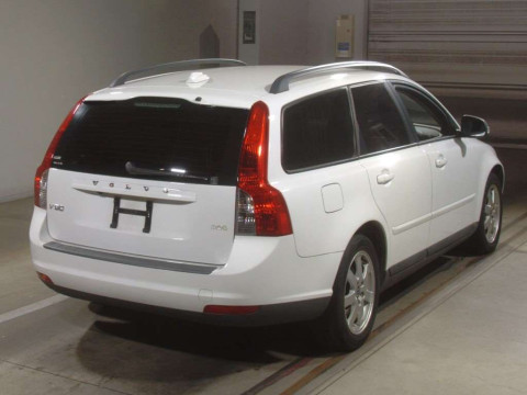 2010 Volvo V50 MB4204S[1]