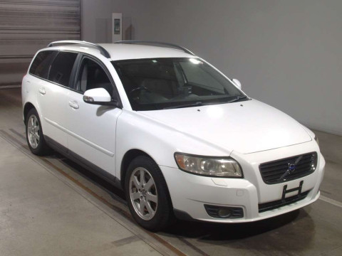 2010 Volvo V50 MB4204S[2]