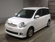 2010 Toyota Sienta