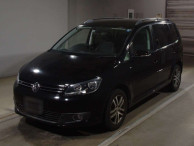 2011 Volkswagen Golf Touran