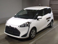 2020 Toyota Sienta