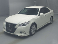 2014 Toyota Crown