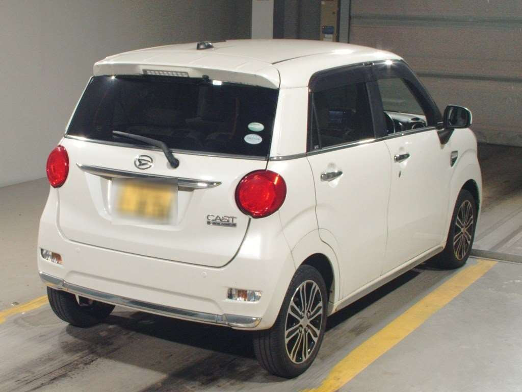 2017 Daihatsu Cast LA250S[1]