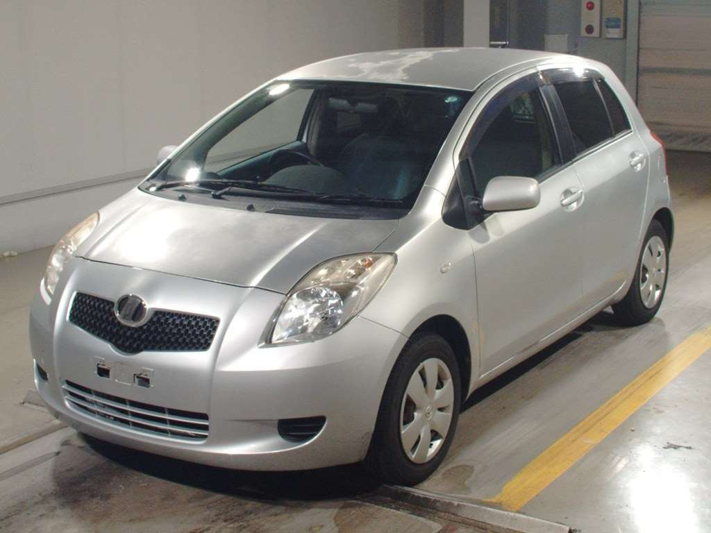 2007 Toyota Vitz SCP90[0]