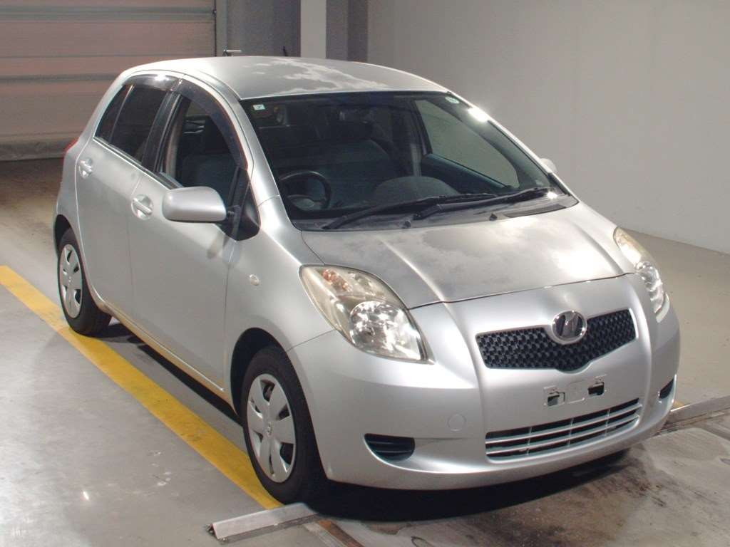 2007 Toyota Vitz SCP90[2]