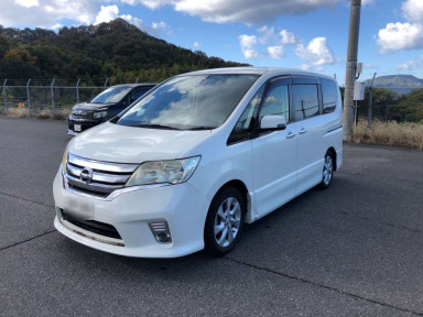 2011 Nissan Serena