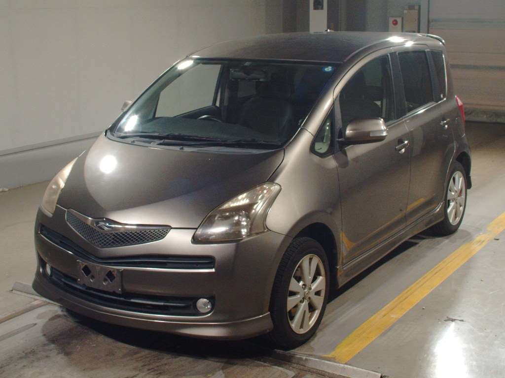 2005 Toyota Ractis NCP105[0]