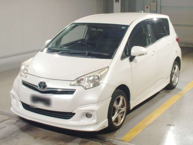 2011 Toyota Ractis