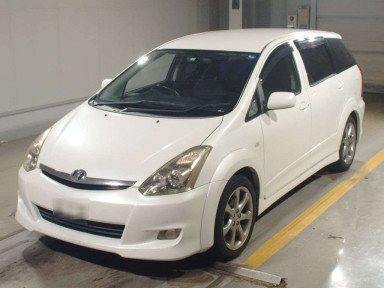 2005 Toyota Wish