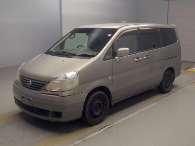 2002 Nissan Serena