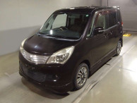 2012 Mitsubishi Delica D2