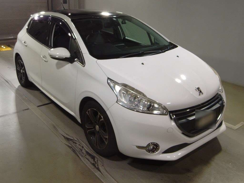 2014 Peugeot 208 A9HM01[2]