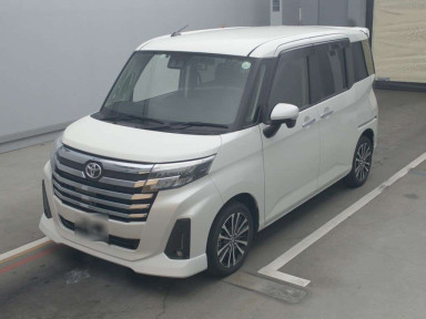 2022 Toyota Roomy