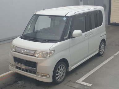 2009 Daihatsu Tanto