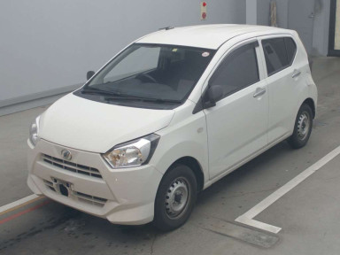 2019 Daihatsu Mira es