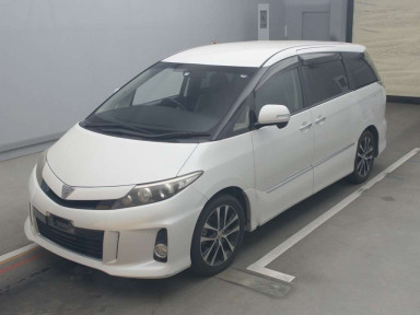 2013 Toyota Estima