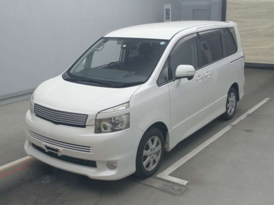 2009 Toyota Voxy