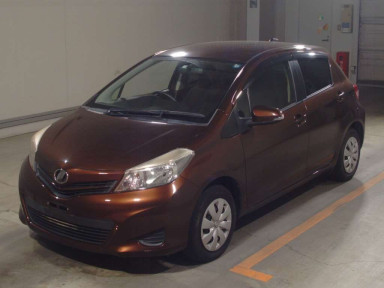 2013 Toyota Vitz