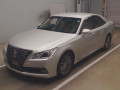 2013 Toyota Crown Hybrid