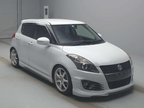 2014 Suzuki Swift Sport ZC32S[2]