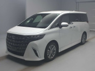 2024 Toyota Alphard Hybrid