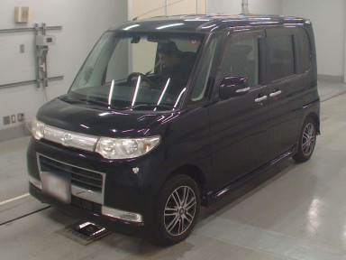 2010 Daihatsu Tanto