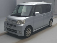 2012 Daihatsu Tanto