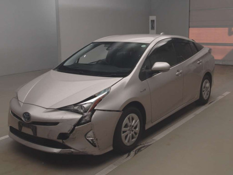 2017 Toyota Prius ZVW50[0]