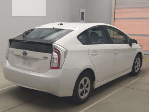 2012 Toyota Prius ZVW30[1]